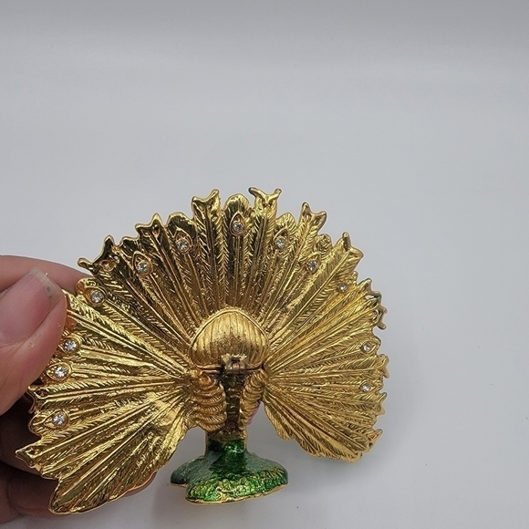 hinged Trinket Box 3.0" Peacock Eye Tail Feathers - Picture 6 of 13